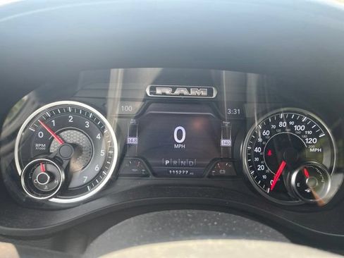 Used 2019 RAM 1500 Big Horn AWD/4WD image 14