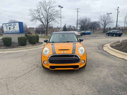 Used 2015 MINI Cooper S image 2