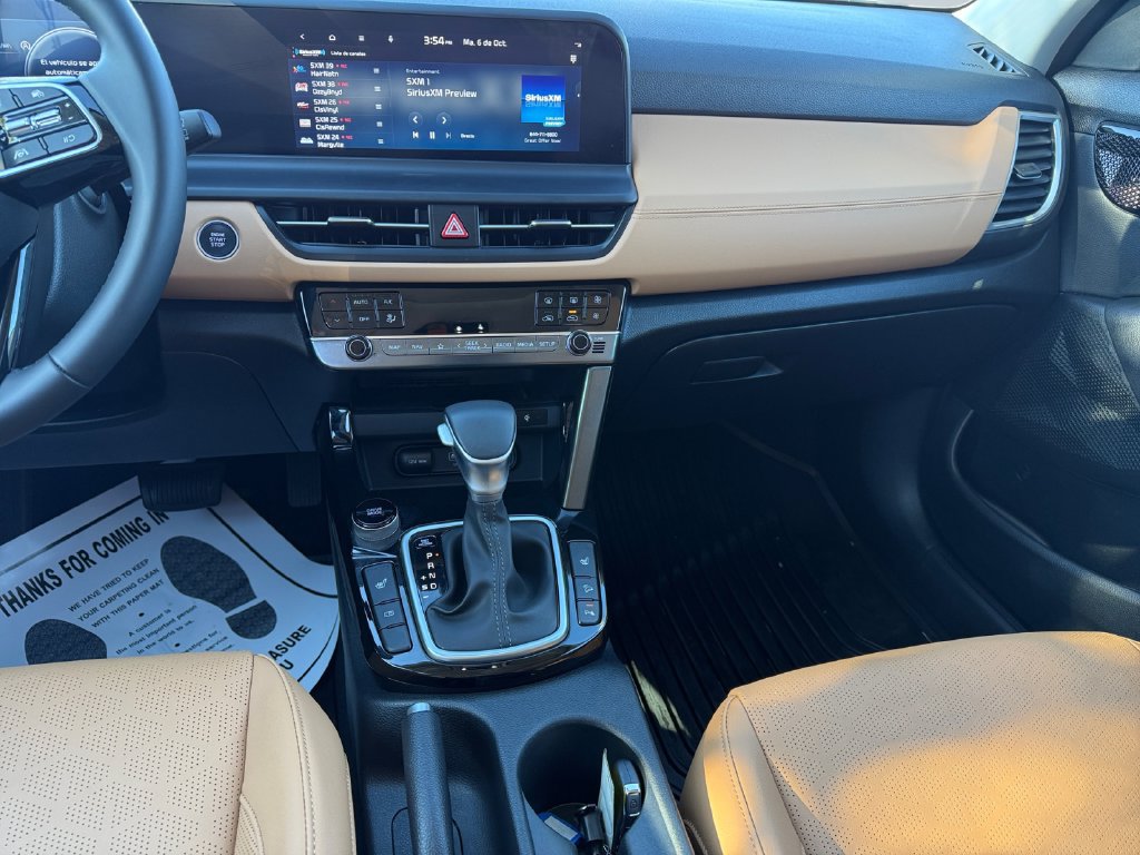 Used 2026 Kia Seltos EX w/ EX Sunroof Package FWD image 11