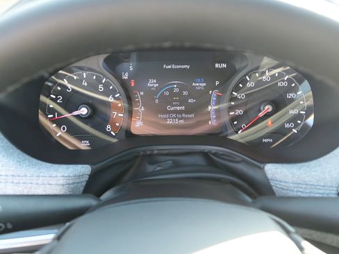 Used 2025 Jeep Compass Latitude w/ Sun & Sound Group image 14