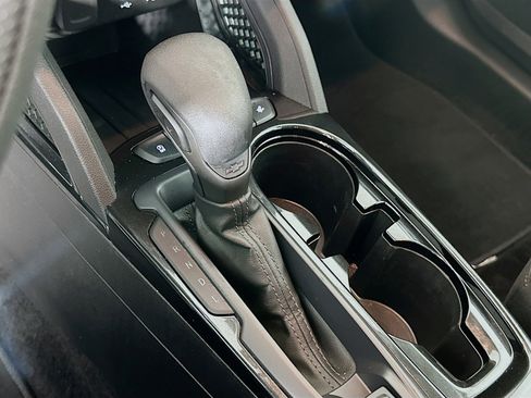 Used 2023 Chevrolet TrailBlazer LT w/ Convenience Package image 25