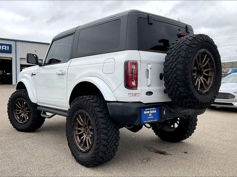 Used 2023 Ford Bronco Outer Banks image 3