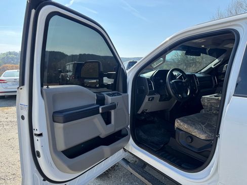 Used 2018 Ford F250 XLT image 11