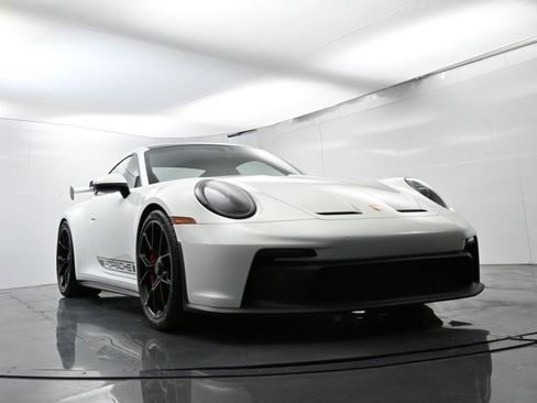 Certified 2022 Porsche 911 GT3 image 59