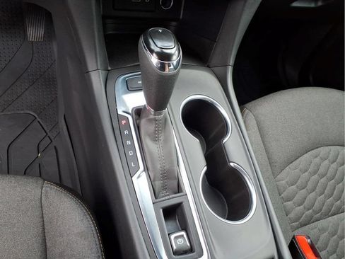 Used 2021 Chevrolet Equinox LT AWD/4WD image 28