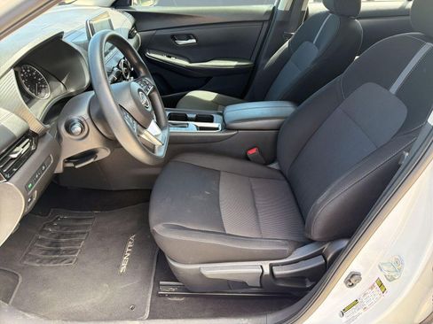 Used 2024 Nissan Sentra SV image 5