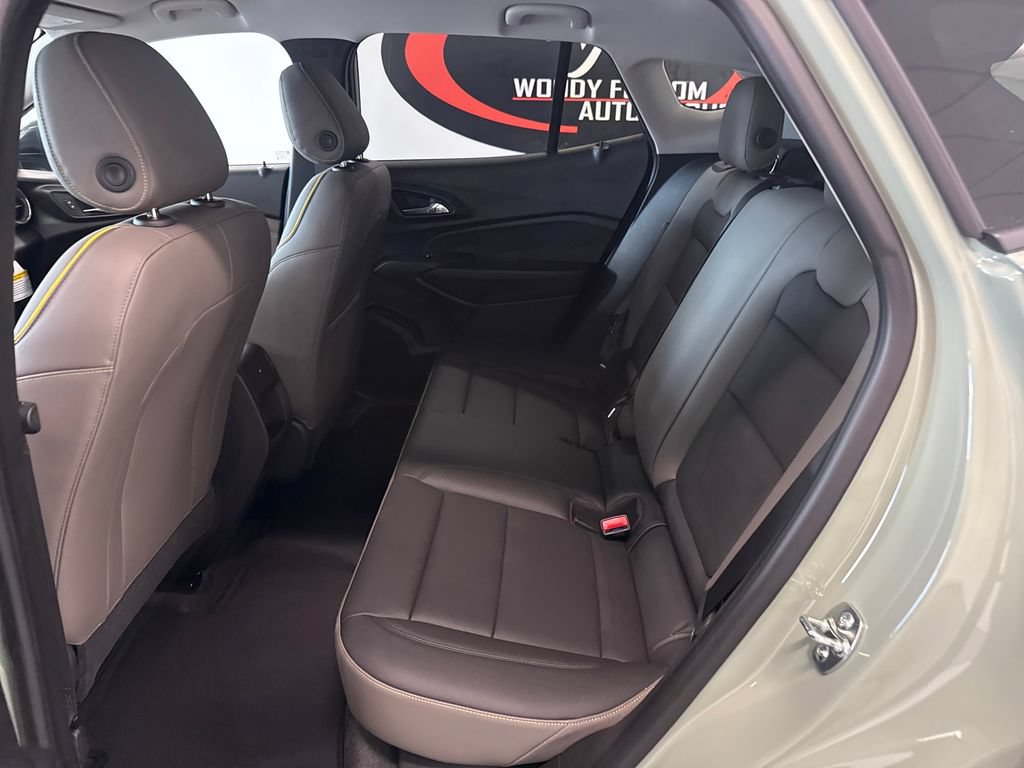 New 2026 Chevrolet Trax ACTIV w/ Driver Confidence Package FWD image 14
