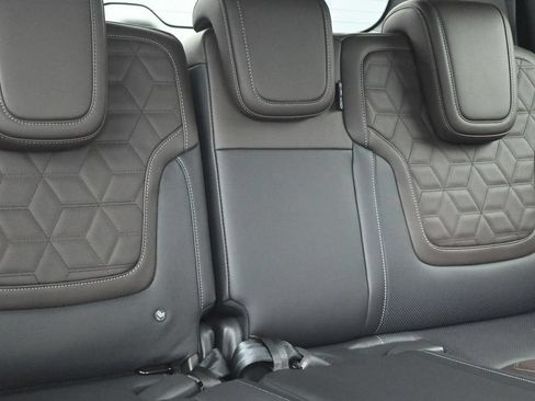 New 2026 Nissan Armada Platinum AWD/4WD image 12