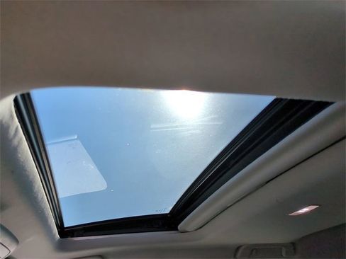 Used 2022 MAZDA CX-30 AWD 2.5 S w/ Premium Package image 19