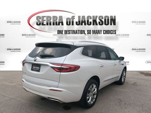 Used 2021 Buick Enclave Avenir w/ Avenir Technology Package image 8
