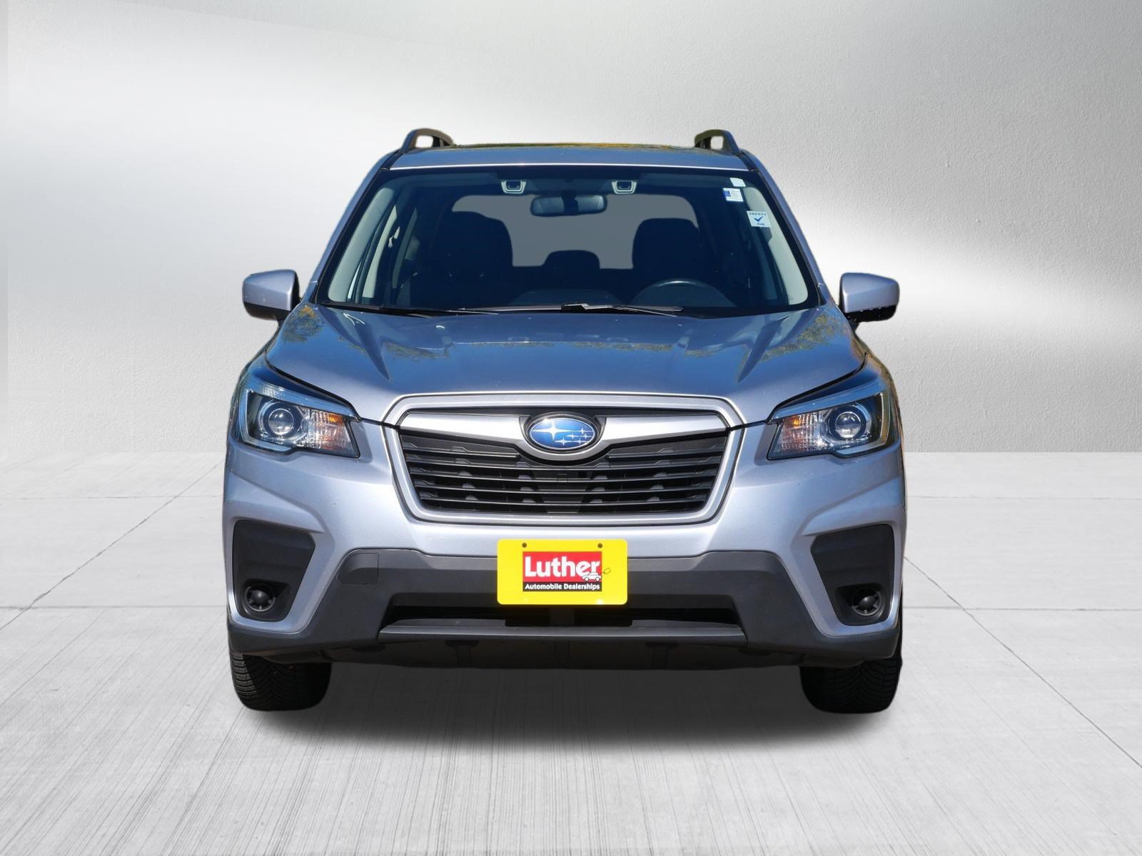 Used 2019 Subaru Forester Premium AWD/4WD image 2