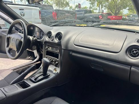 Used 1999 MAZDA MX-5 Miata RWD image 19