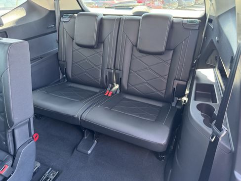 Used 2026 Volkswagen Atlas SE FWD image 33