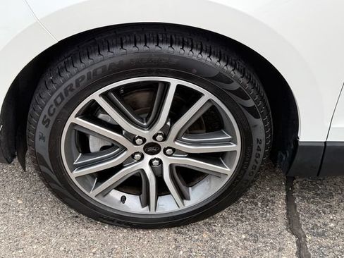 Certified 2024 Ford Edge Titanium AWD/4WD image 6
