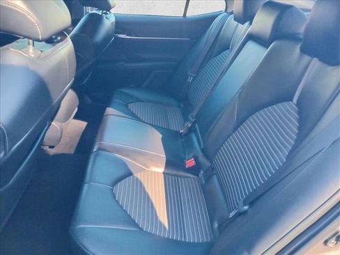 Used 2023 Toyota Camry SE image 11