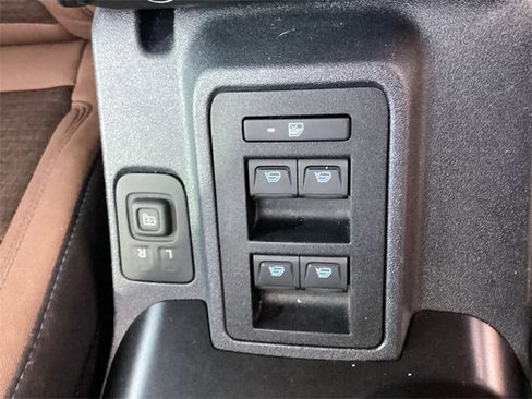 Used 2022 Ford Bronco Outer Banks image 27