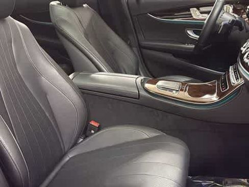 Used 2023 Mercedes-Benz E 350 4MATIC Sedan image 34
