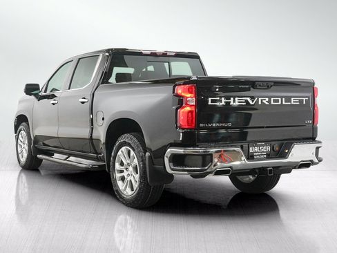 Used 2022 Chevrolet Silverado 1500 LTZ AWD/4WD image 3
