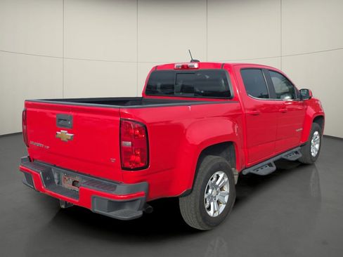 Used 2017 Chevrolet Colorado LT w/ LT Convenience Package image 8