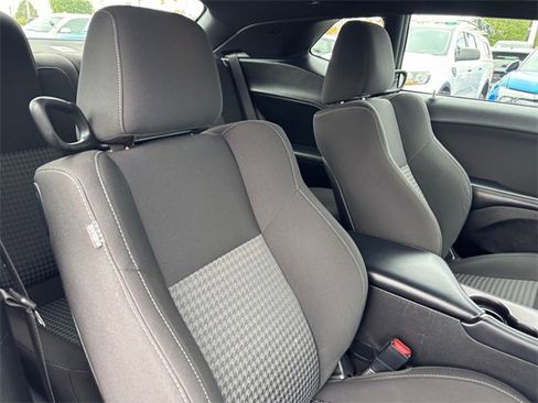 Used 2023 Dodge Challenger GT image 30