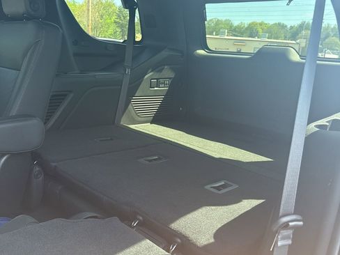 Used 2021 Chevrolet Tahoe LT w/ LT Signature Plus Package AWD/4WD image 28