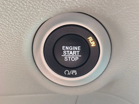 Certified 2023 Chrysler Voyager LX FWD image 32