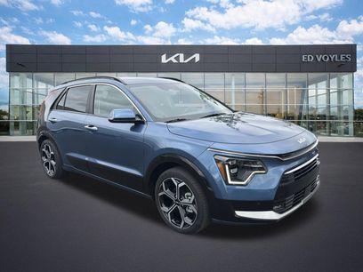 Used 2025 Kia Niro SX Touring
