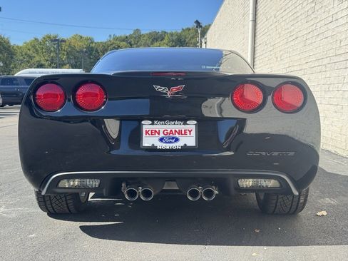 Used 2007 Chevrolet Corvette Coupe image 10