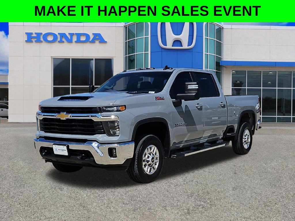 Used 2024 Chevrolet Silverado 2500 LT w/ Convenience Package AWD/4WD image 7