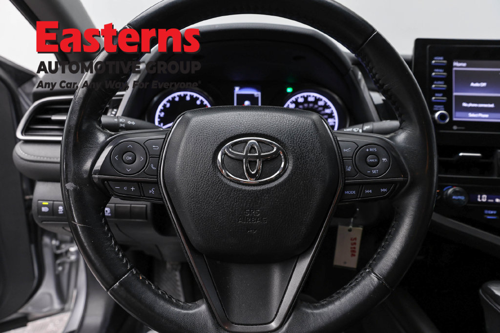 Used 2024 Toyota Camry SE FWD image 11