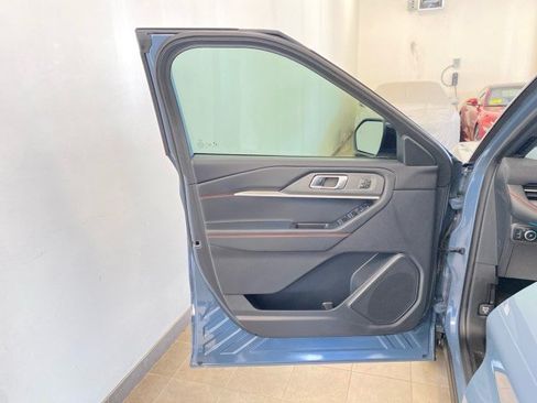 Used 2025 Ford Explorer ST AWD/4WD image 15