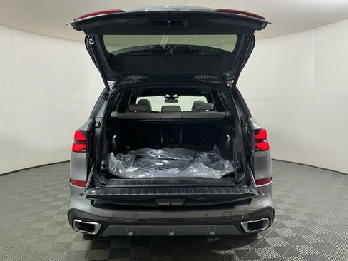 New 2026 BMW X5 sDrive40i w/ M Sport Package image 29