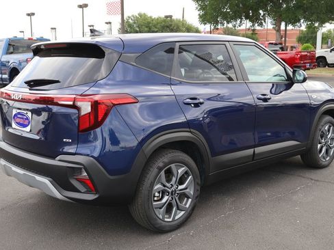 Used 2026 Kia Seltos LX AWD/4WD image 10