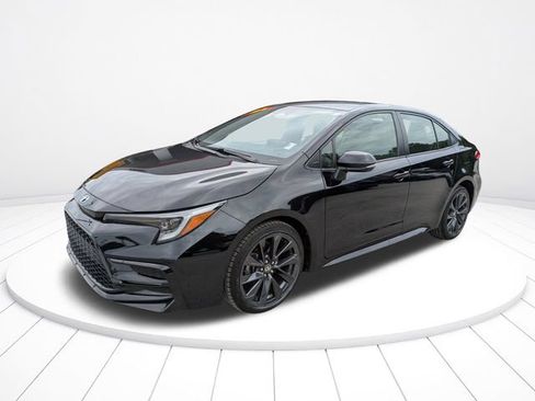 Used 2024 Toyota Corolla SE FWD image 8