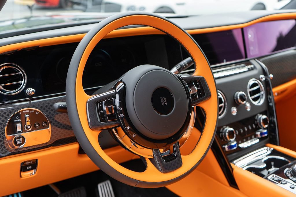 New 2027 Rolls-Royce Cullinan Black Badge AWD/4WD image 19