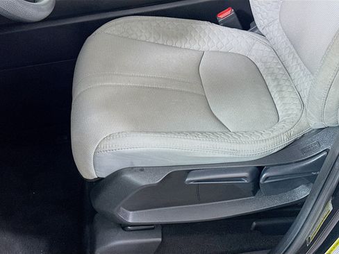 Used 2023 Honda Pilot LX image 15