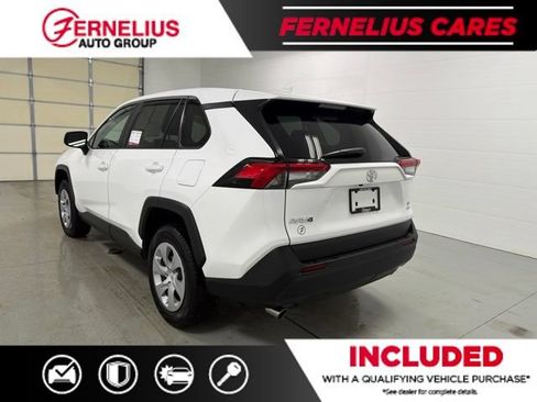 Used 2024 Toyota RAV4 LE AWD/4WD image 6