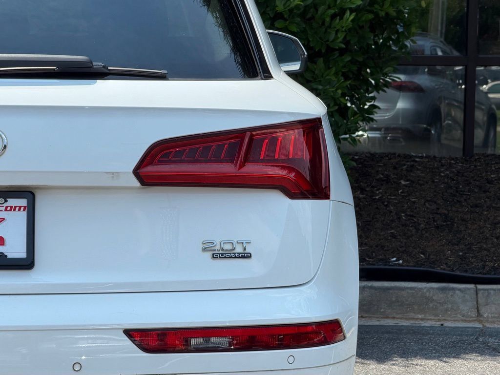 Used 2018 Audi Q5 2.0T Premium Plus AWD/4WD image 16