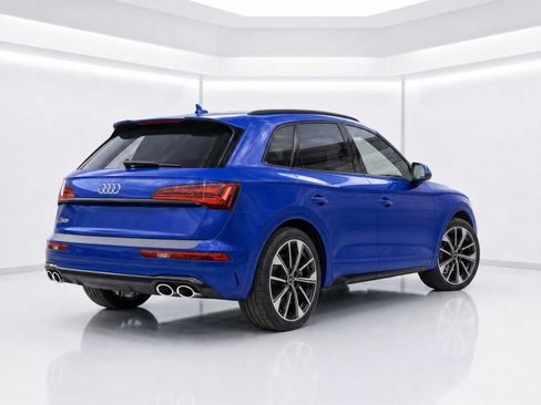 Certified 2021 Audi SQ5 Premium Plus w/ Premium Plus Package AWD/4WD image 4