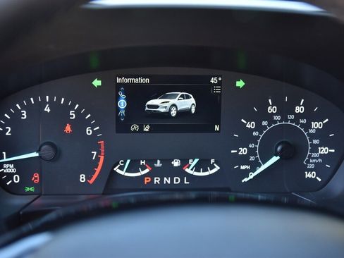 Used 2022 Ford Escape SE w/ SE Sport Appearance Package image 25