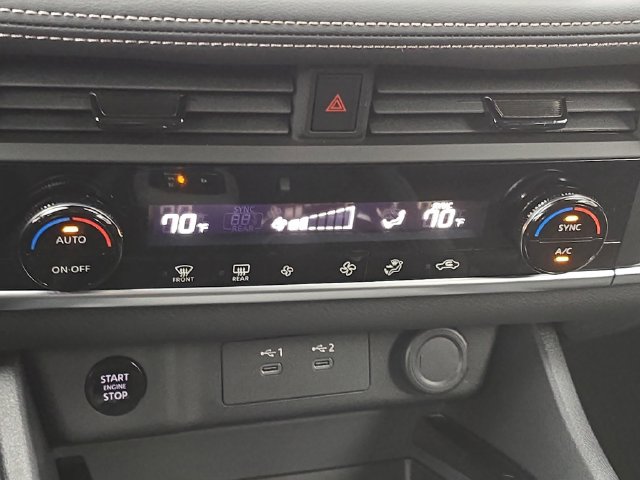 Used 2026 Nissan Rogue SV FWD image 23