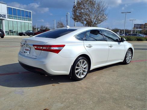 Used 2013 Toyota Avalon Limited image 4