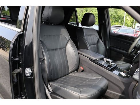 Used 2018 Mercedes-Benz GLE 350 image 12
