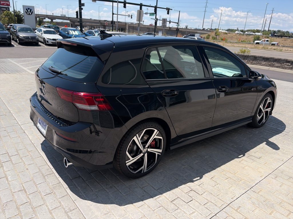 New 2026 Volkswagen GTI SE FWD image 5