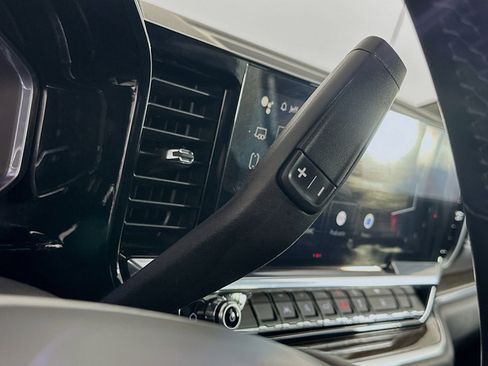 Used 2024 GMC Sierra 1500 Elevation image 24