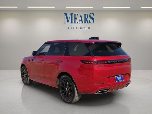 Used 2023 Land Rover Range Rover Sport SE Dynamic image 3
