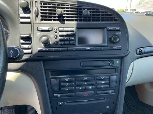 Used 2005 Saab 9-3 Aero FWD image 12