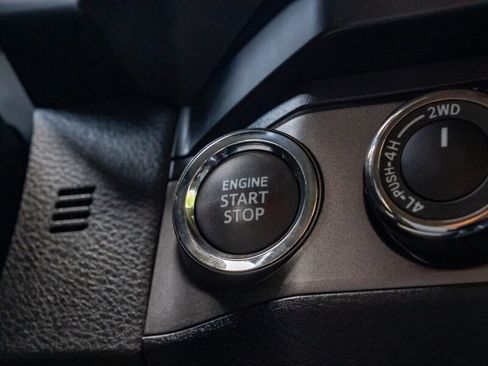 Used 2022 Toyota Tacoma TRD Sport image 29