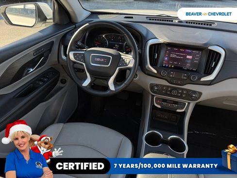 Used 2023 GMC Terrain SLT image 20