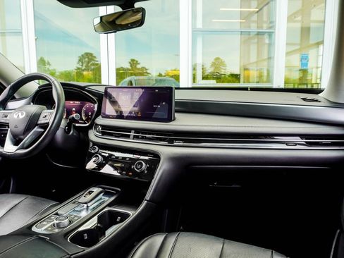 Used 2023 INFINITI QX60 Luxe w/ Cargo Package AWD/4WD image 19